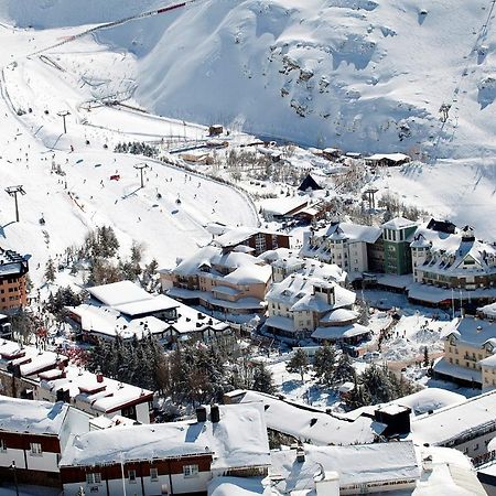 Apartamentos Sierra Nevada Pie De Pistas 3000 Bagian luar foto
